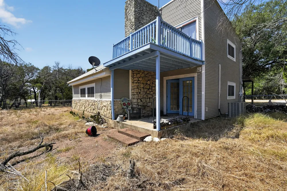 124 County Road 1621 Clifton, TX 76634