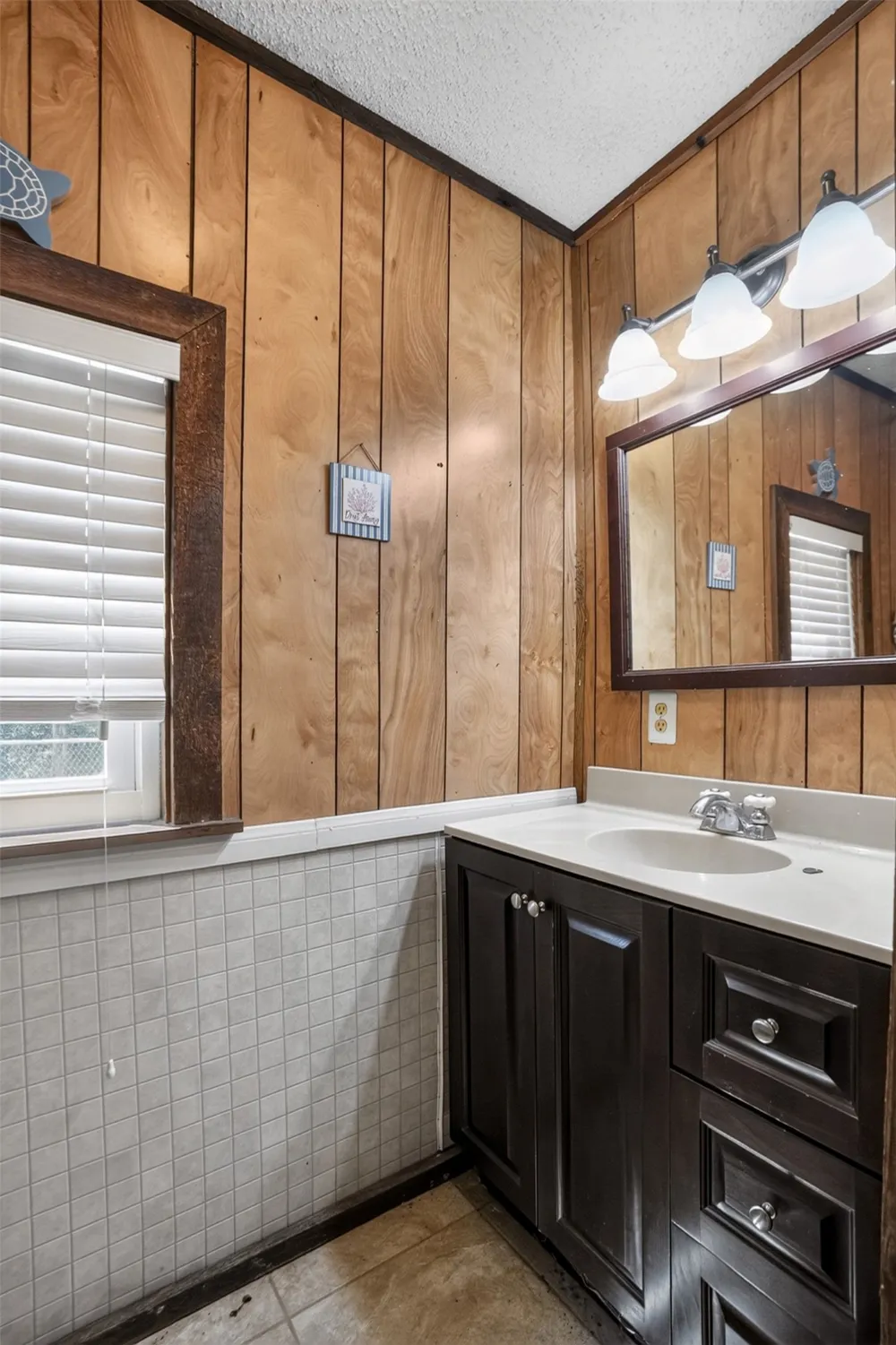 124 County Road 1621 Clifton, TX 76634