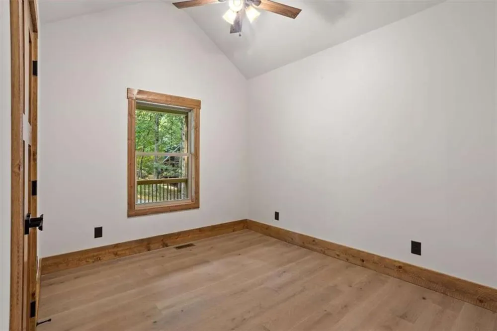 235 Parnell Drive Ellijay, GA 30540