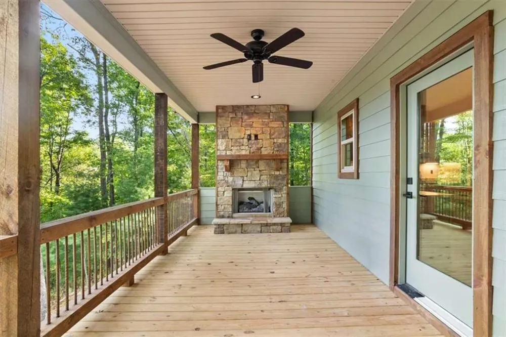 235 Parnell Drive Ellijay, GA 30540