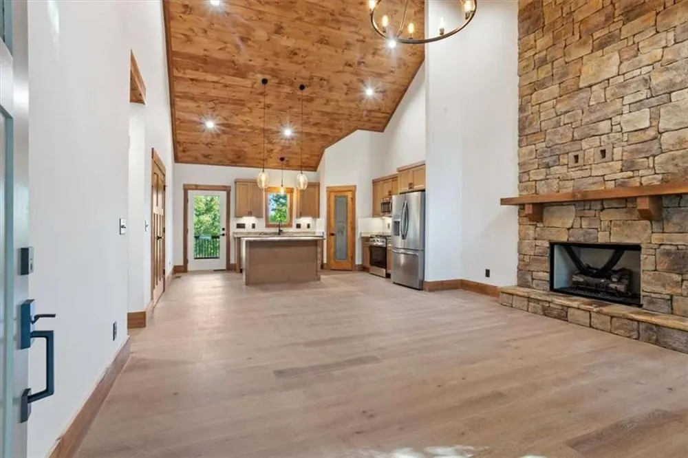 235 Parnell Drive Ellijay, GA 30540