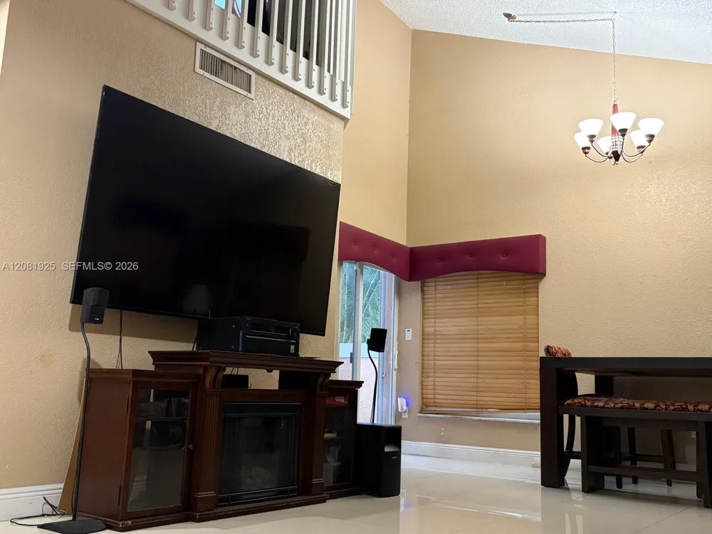 18901 NW 55th Ave Miami Gardens, FL 33055