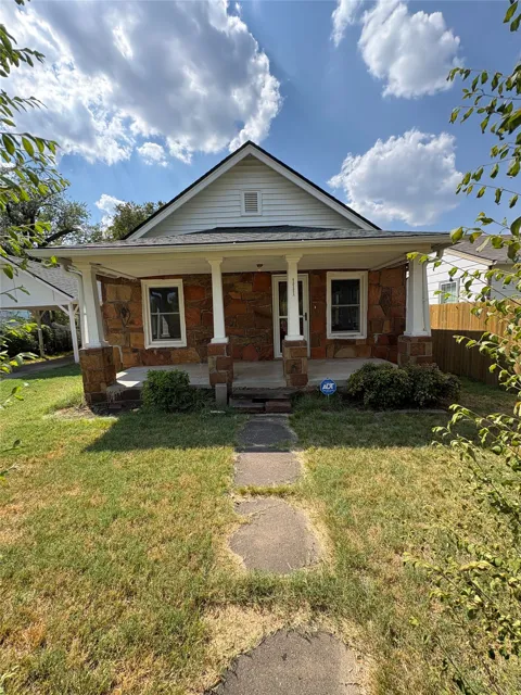 111 S Virginia Avenue