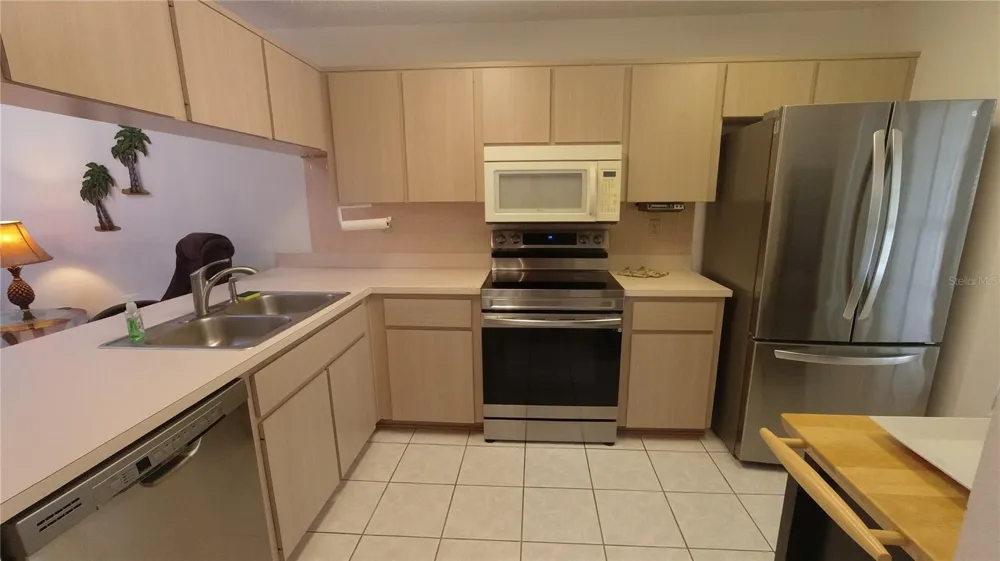 6421 REMUS DRIVE New Port Richey, FL 34653