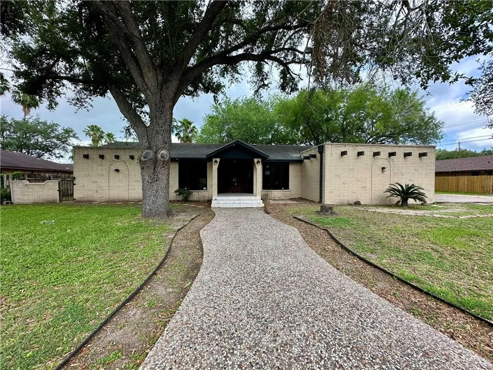706 Clifford Drive Weslaco, TX 78596
