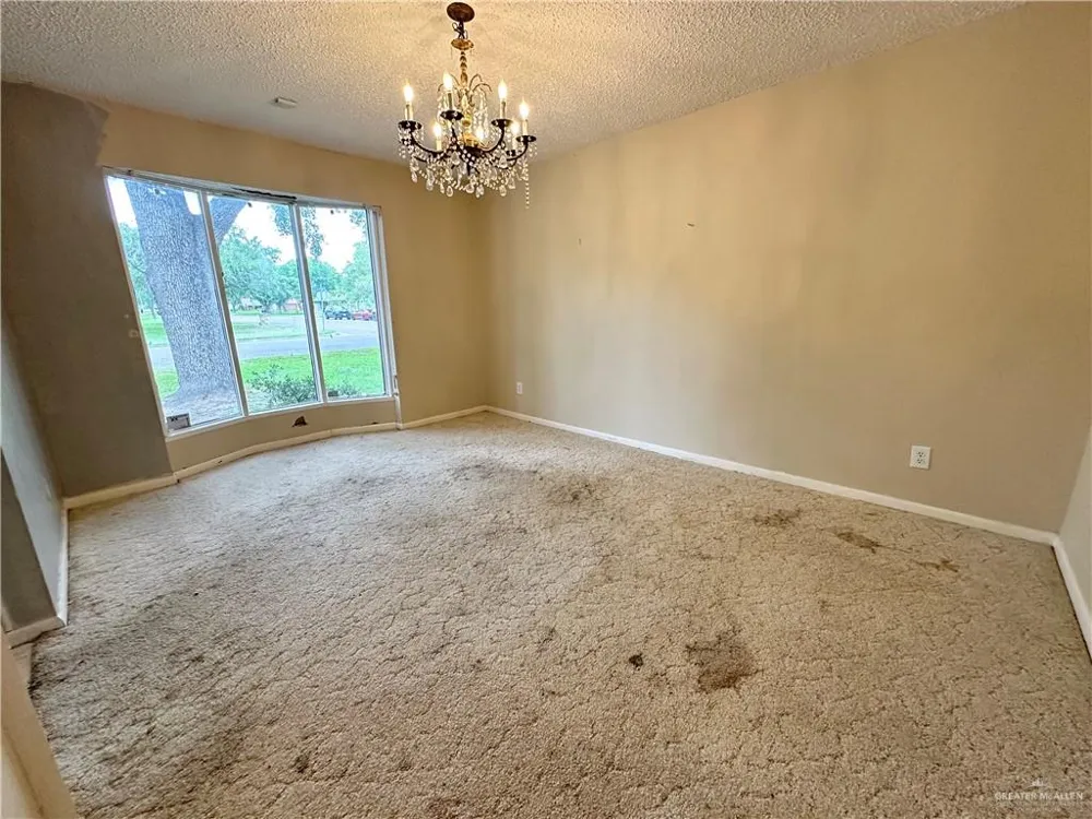 706 Clifford Drive Weslaco, TX 78596
