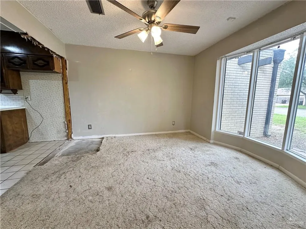 706 Clifford Drive Weslaco, TX 78596