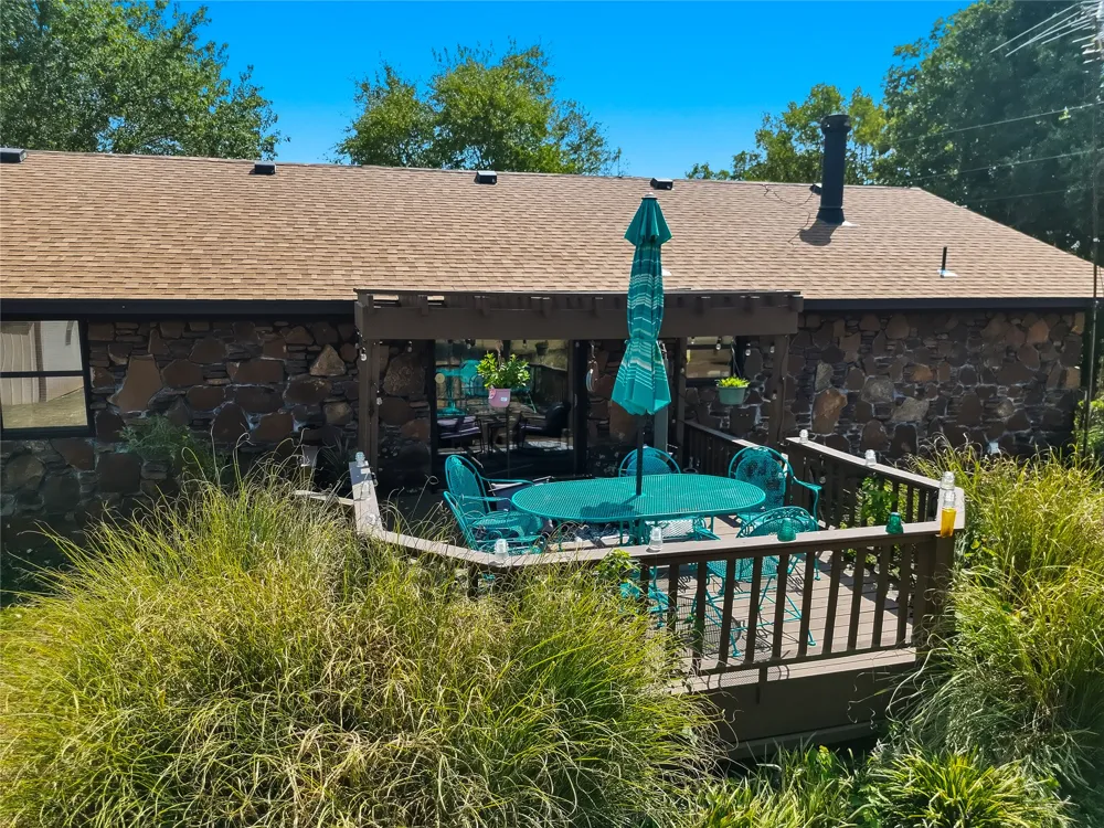 469833 E 740 ROAD Stilwell, OK 74960
