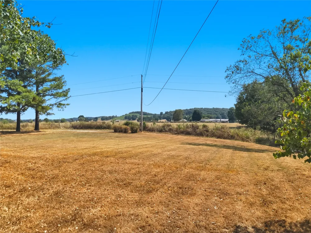 469833 E 740 ROAD Stilwell, OK 74960