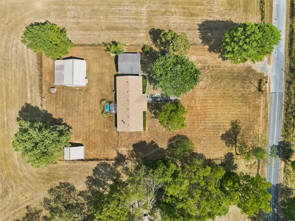 469833 E 740 ROAD Stilwell, OK 74960