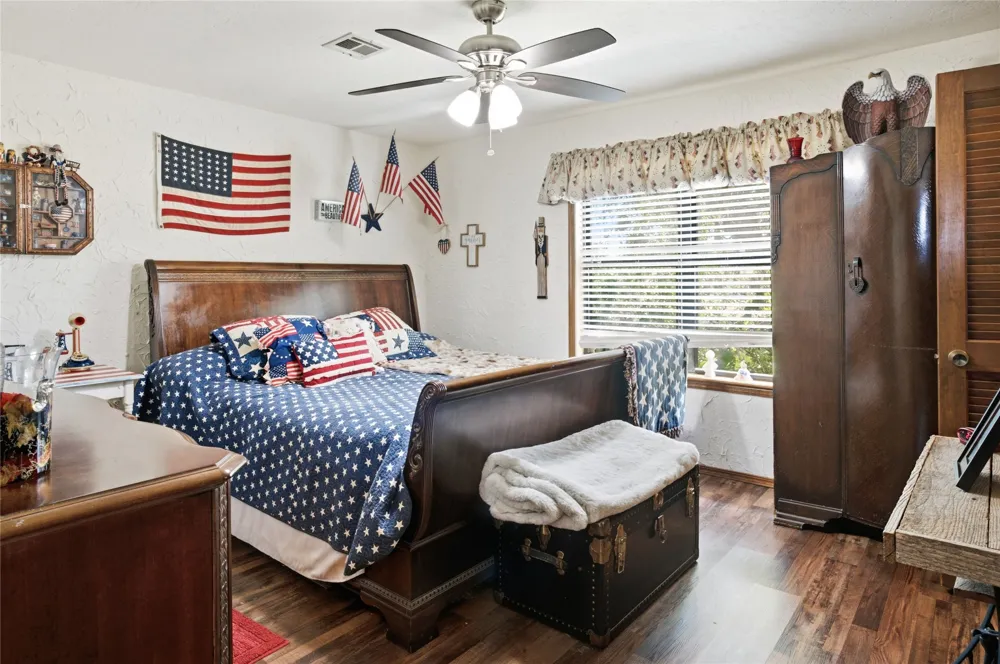 469833 E 740 ROAD Stilwell, OK 74960
