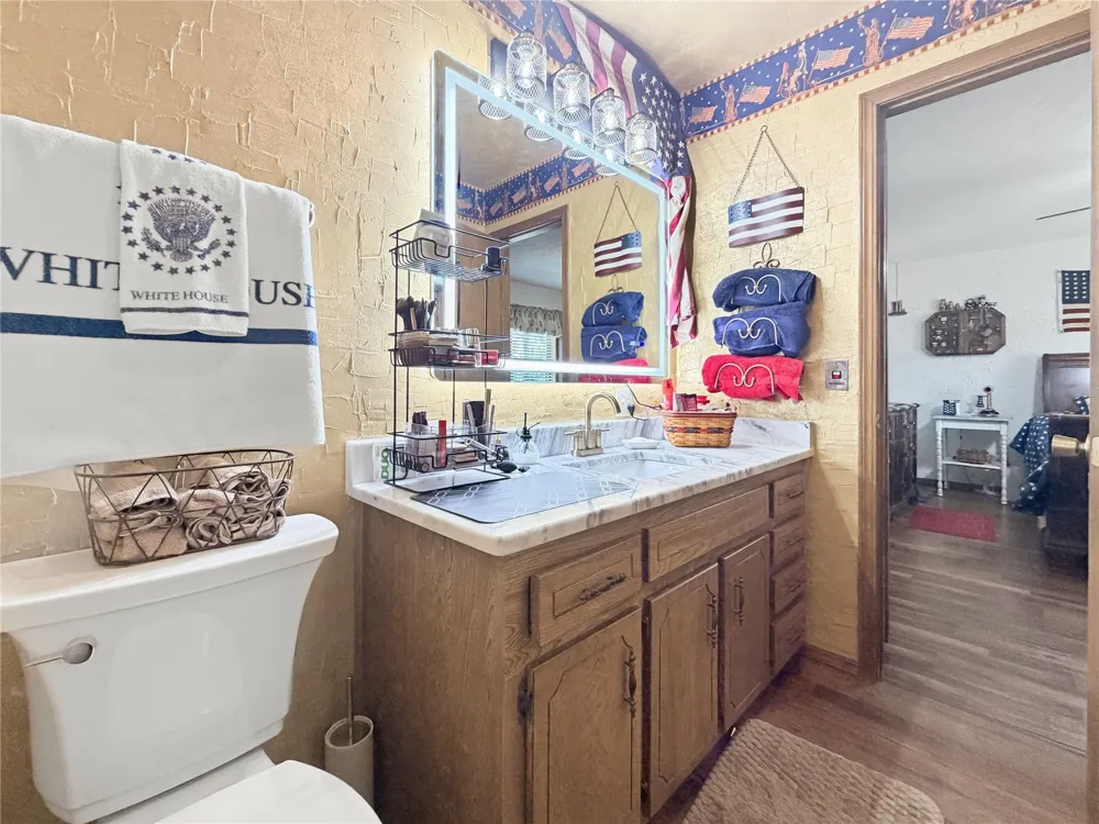 469833 E 740 ROAD Stilwell, OK 74960