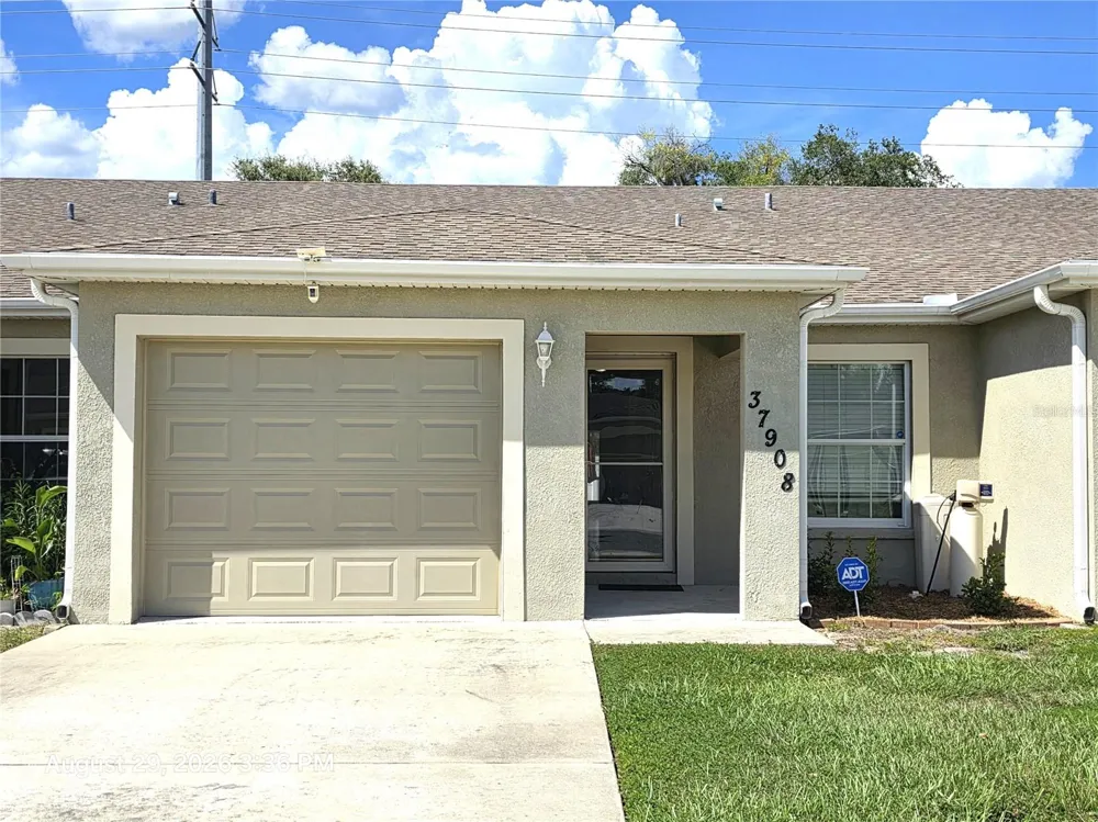 37908 PRAIRIE ROSE LOOP Zephyrhills, FL 33542