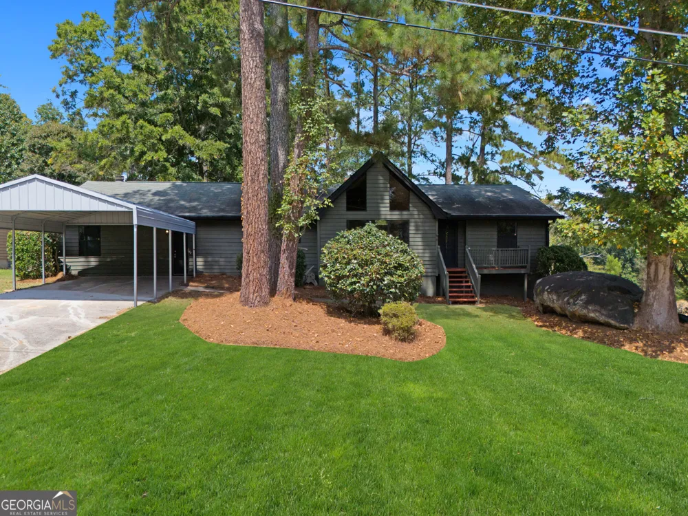 7548 Lowilla LN Lithonia, GA 30058