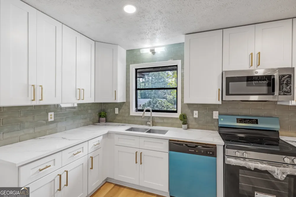 7548 Lowilla LN Lithonia, GA 30058