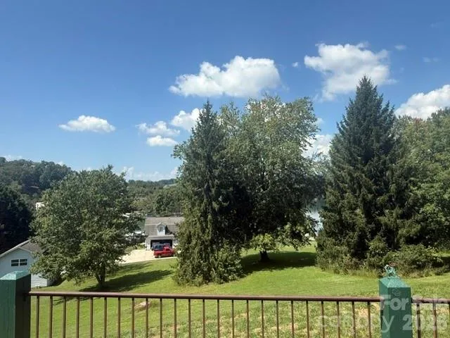 124 Woodard Lane Hayesville, NC 28904