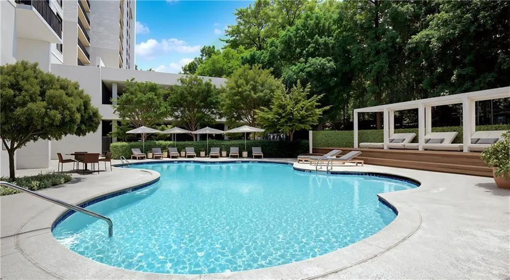 2460 Peachtree Road #913 Atlanta, GA 30305