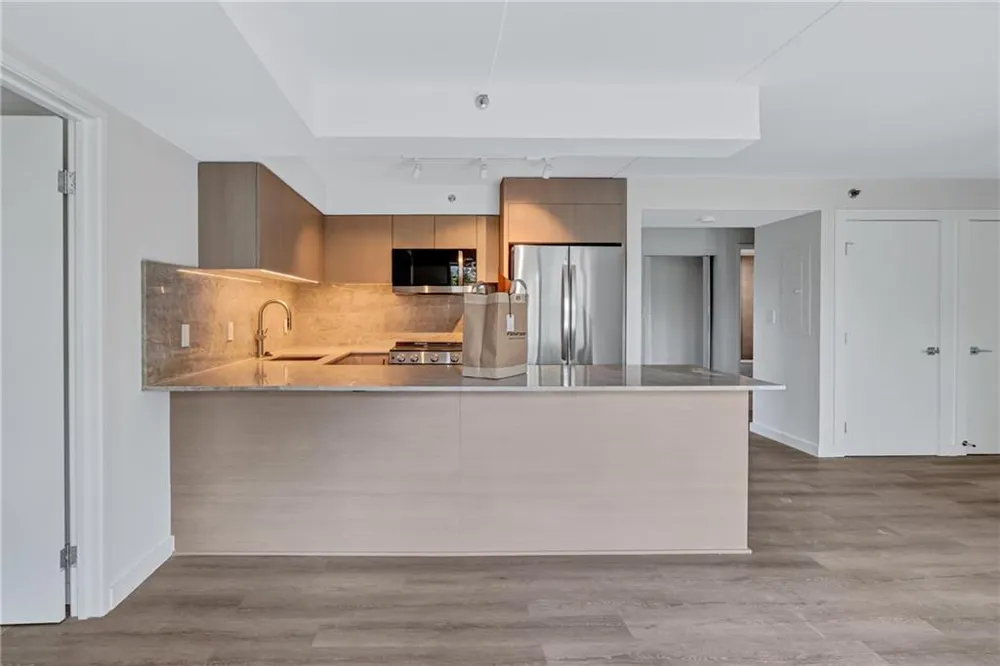 2460 Peachtree Road #913 Atlanta, GA 30305