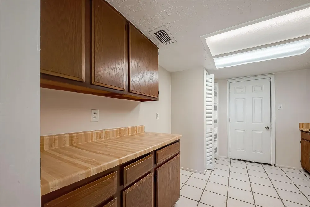 7615 Wovenwood Lane Houston, TX 77041