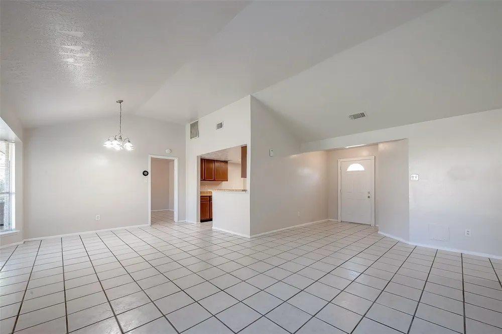 7615 Wovenwood Lane Houston, TX 77041