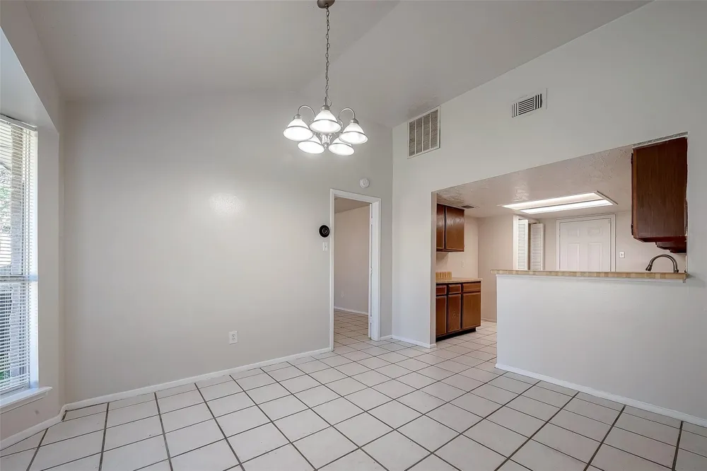 7615 Wovenwood Lane Houston, TX 77041