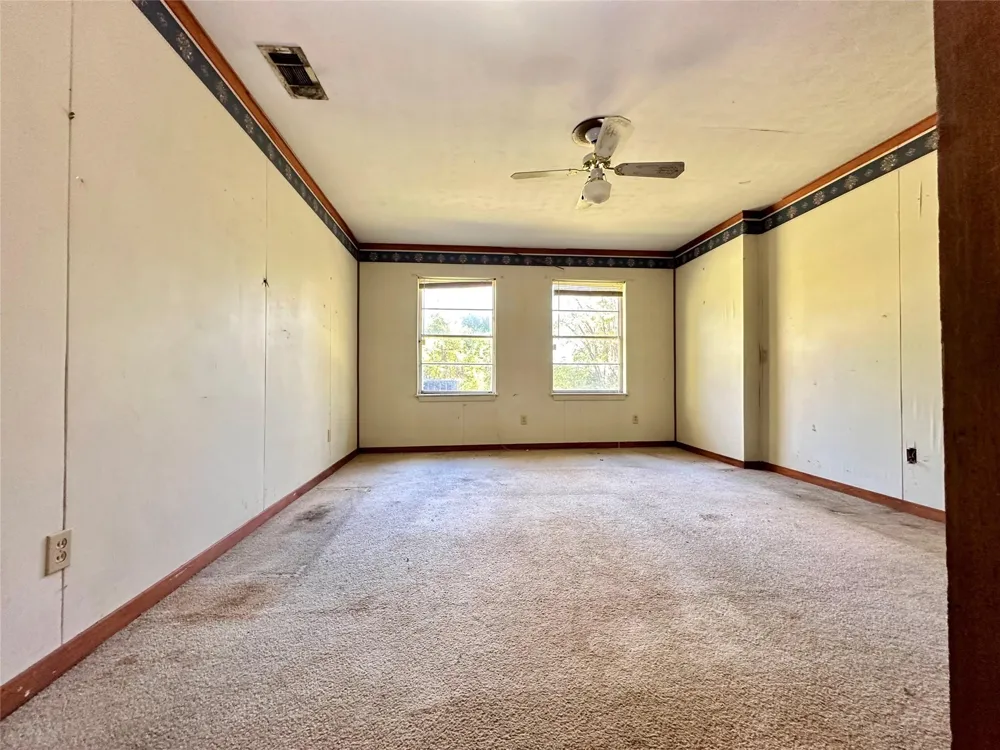 300 Holly Drive Baytown, TX 77520