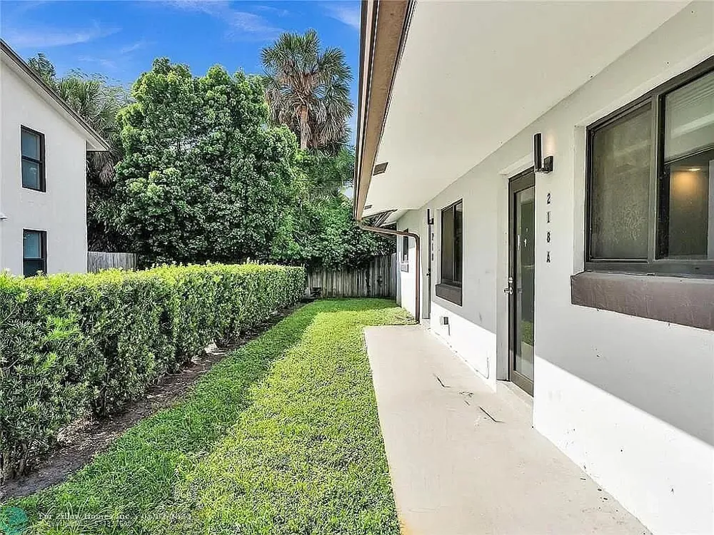 200 NW 25TH STREET #1-8 Wilton Manors, FL 33311