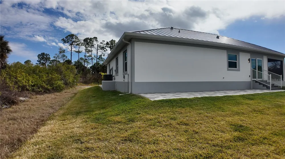 1222 UNDERHILL CIRCLE Port Charlotte, FL 33953