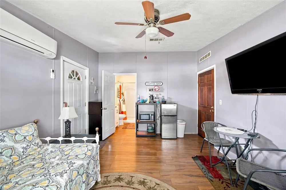 12818 HAWK HILL DRIVE Thonotosassa, FL 33592