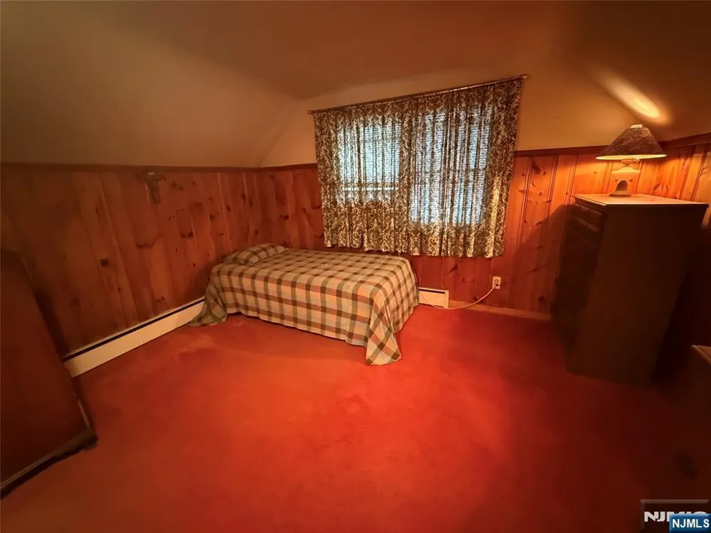 76 Linwood Avenue Midland Park, NJ 07432