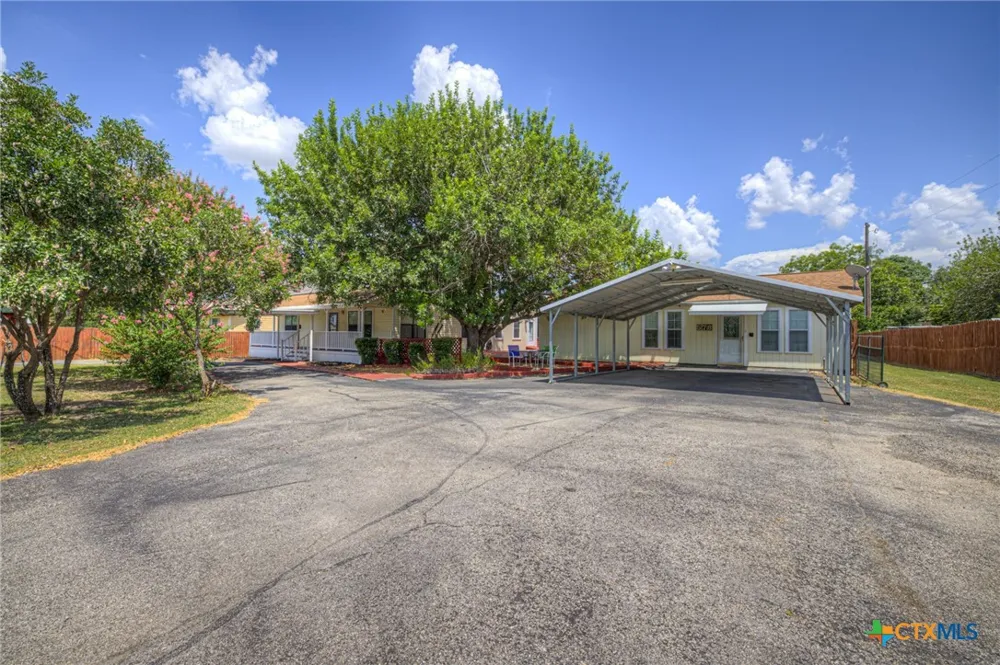 580 E Zipp Road New Braunfels, TX 78130