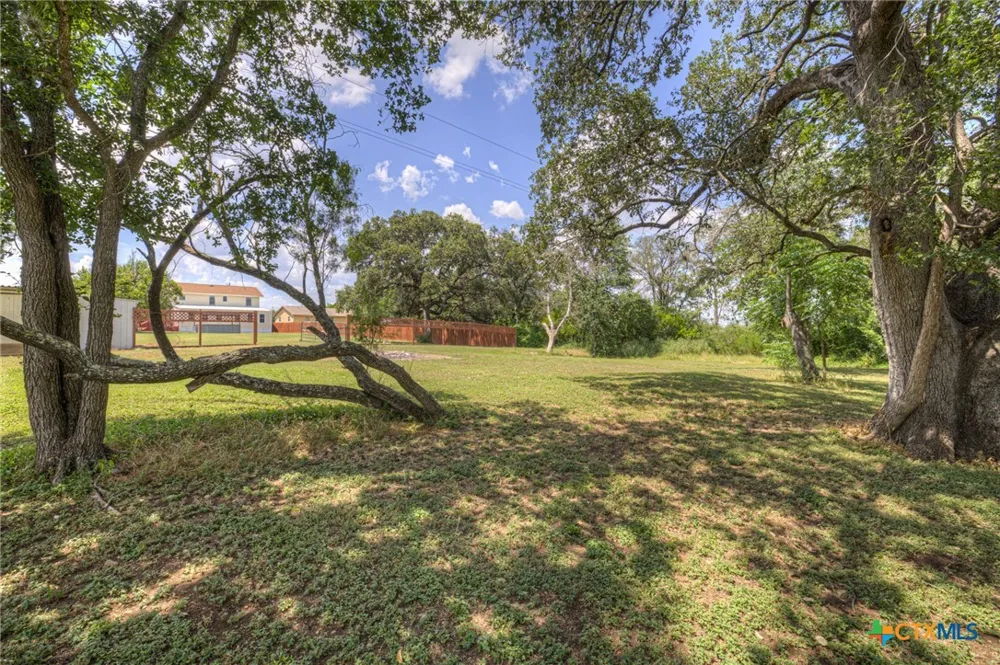 580 E Zipp Road New Braunfels, TX 78130