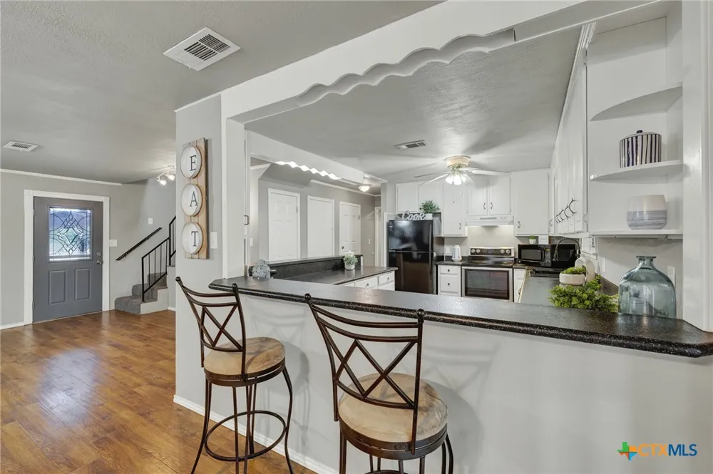 580 E Zipp Road New Braunfels, TX 78130