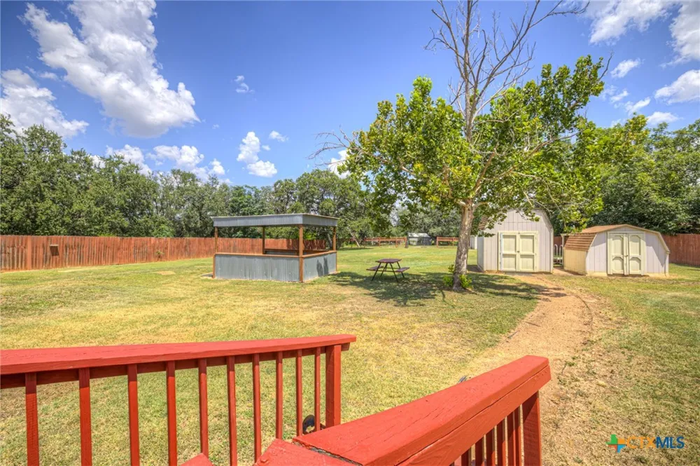 580 E Zipp Road New Braunfels, TX 78130