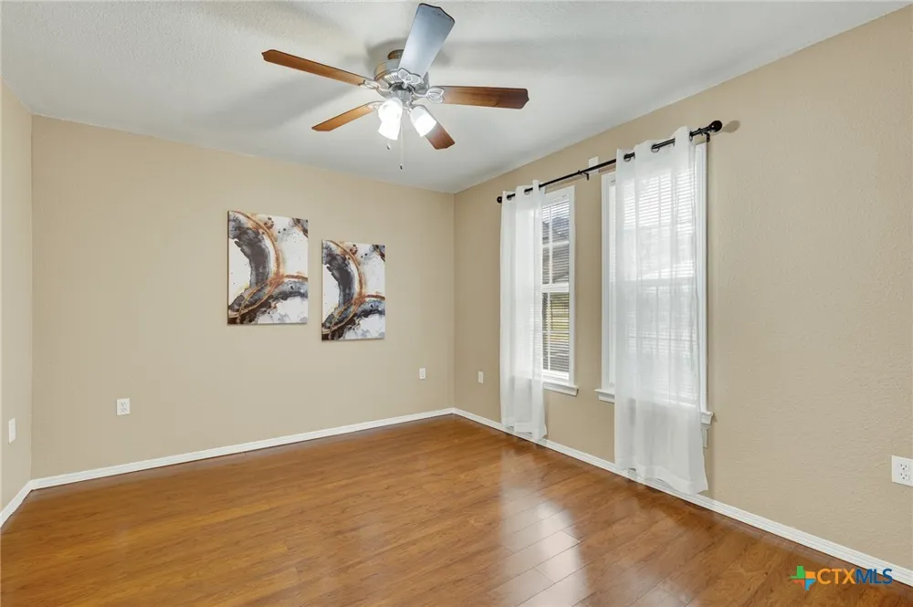 580 E Zipp Road New Braunfels, TX 78130