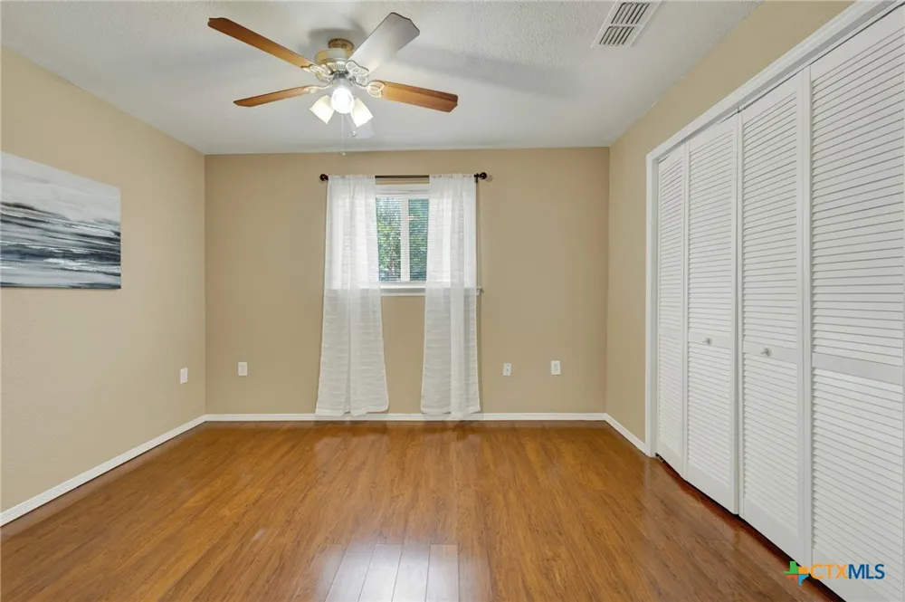 580 E Zipp Road New Braunfels, TX 78130