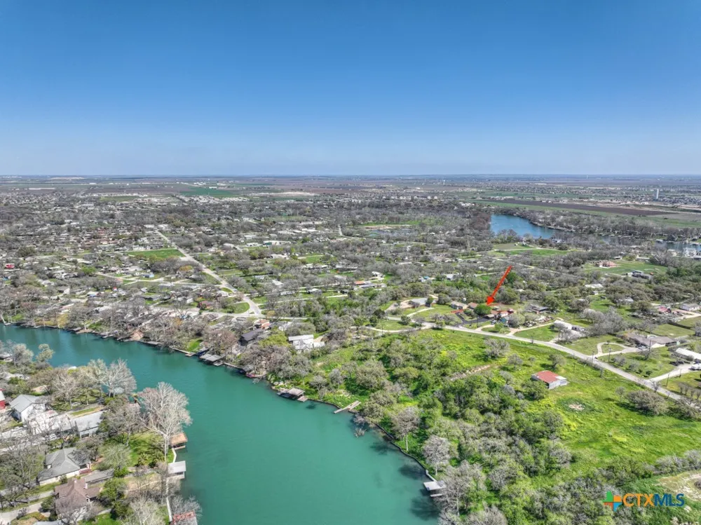 580 E Zipp Road New Braunfels, TX 78130
