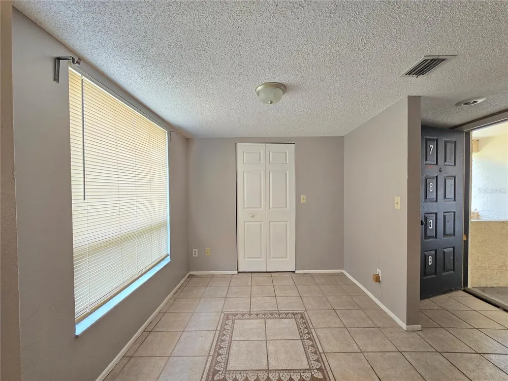 7838 NIAGARA AVENUE #305 Tampa, FL 33617