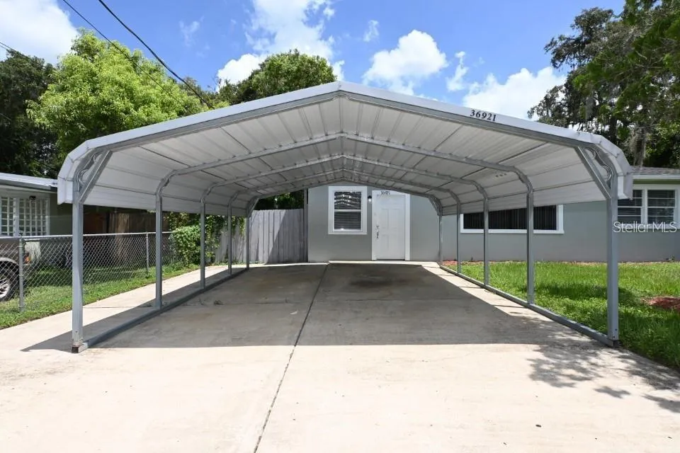 36921 CHURCH AVENUE Dade City, FL 33525