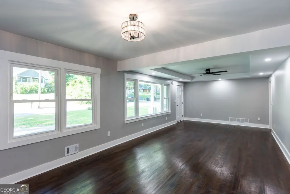 1827 North AVE NW Atlanta, GA 30318