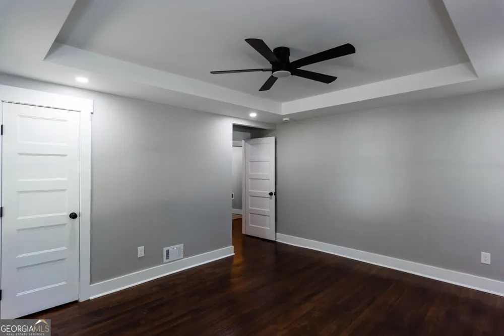 1827 North AVE NW Atlanta, GA 30318