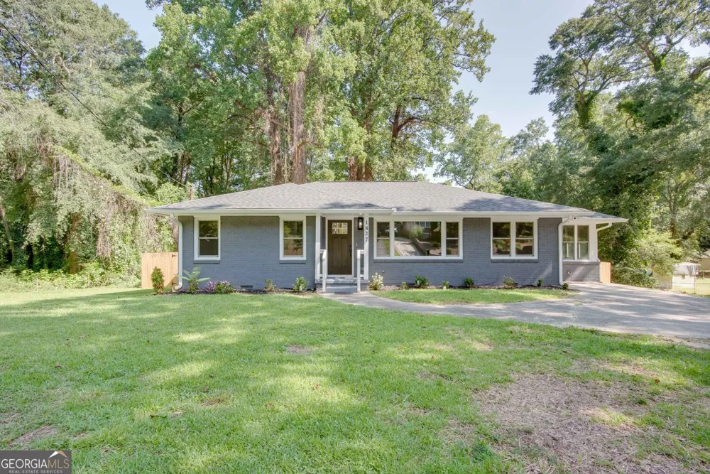 1827 North AVE NW Atlanta, GA 30318
