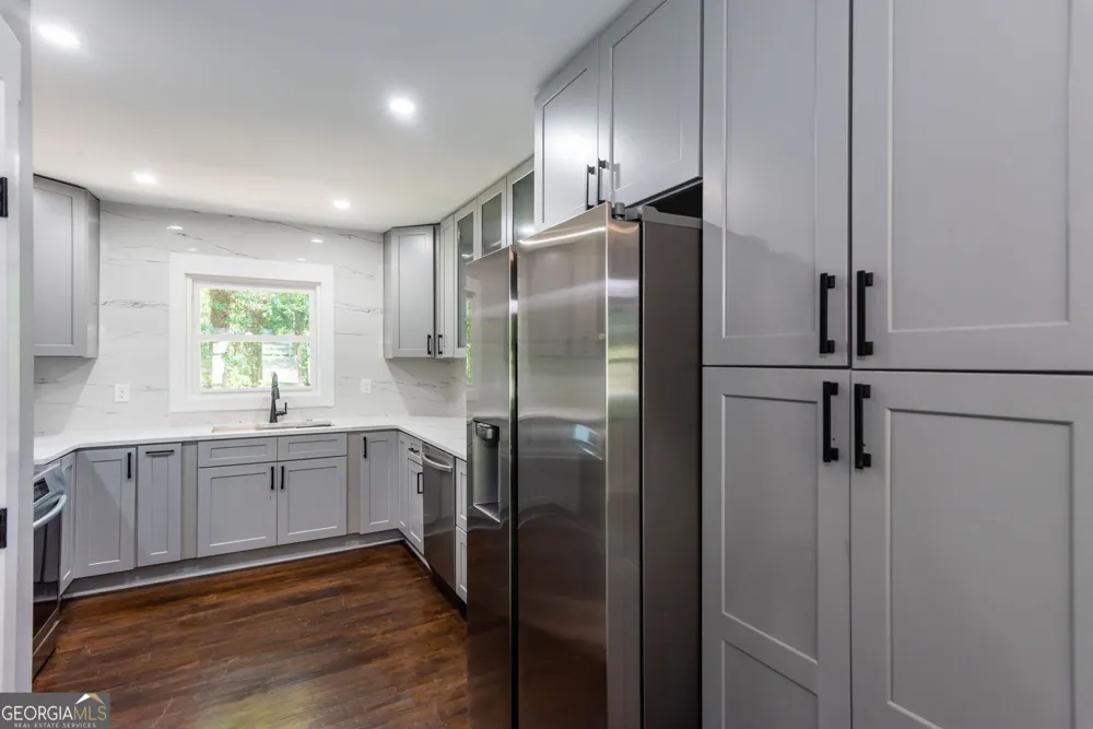 1827 North AVE NW Atlanta, GA 30318