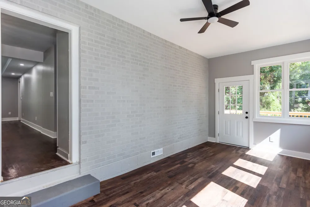 1827 North AVE NW Atlanta, GA 30318