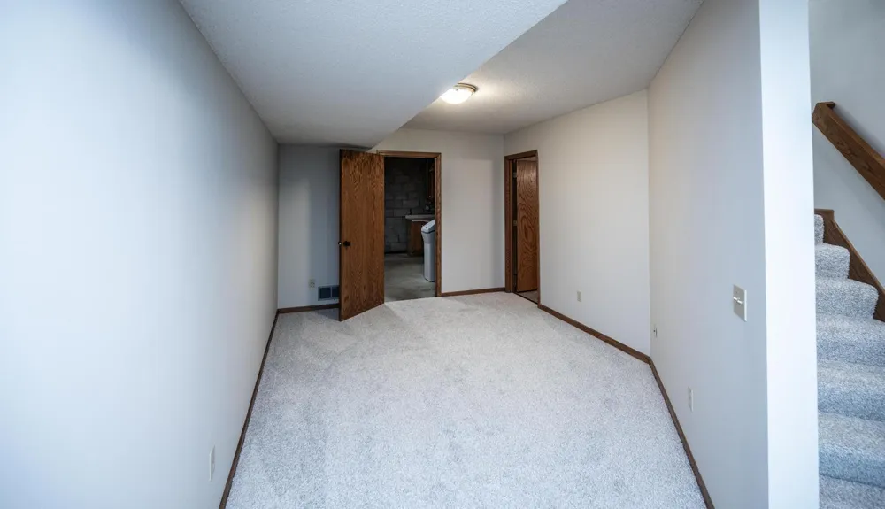 14351 Glenda Drive Apple Valley, MN 55124