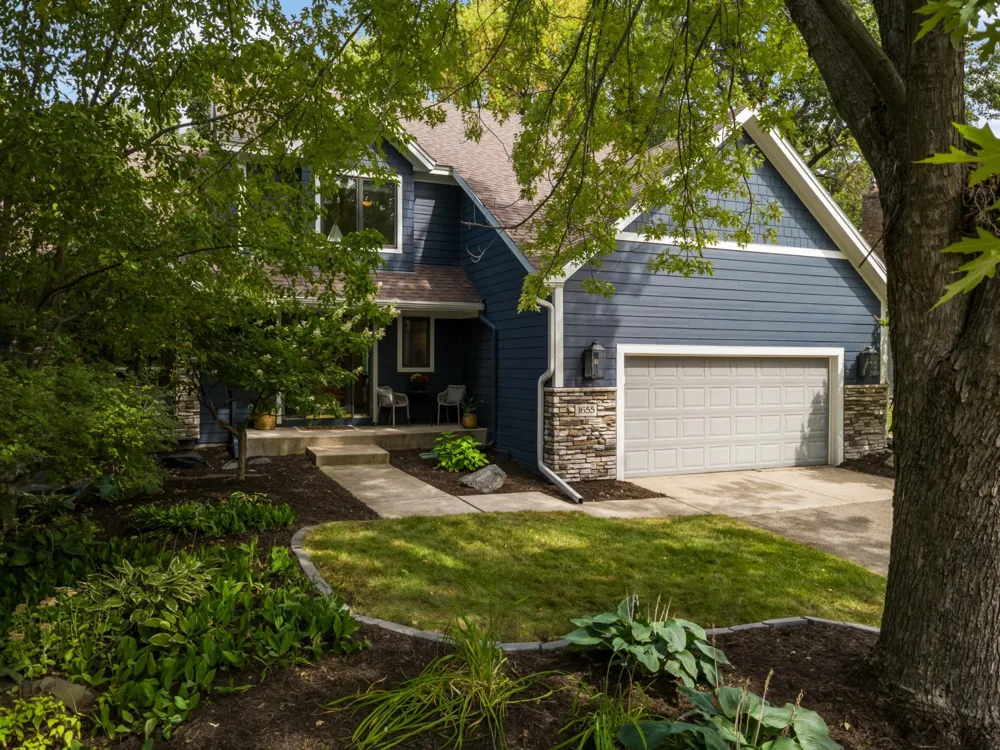 1655 Mallard Drive Eagan, MN 55122