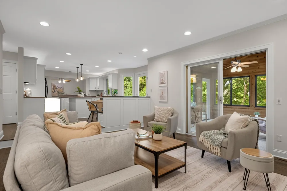 1655 Mallard Drive Eagan, MN 55122