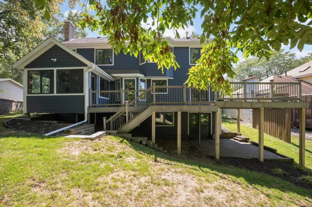 1655 Mallard Drive Eagan, MN 55122