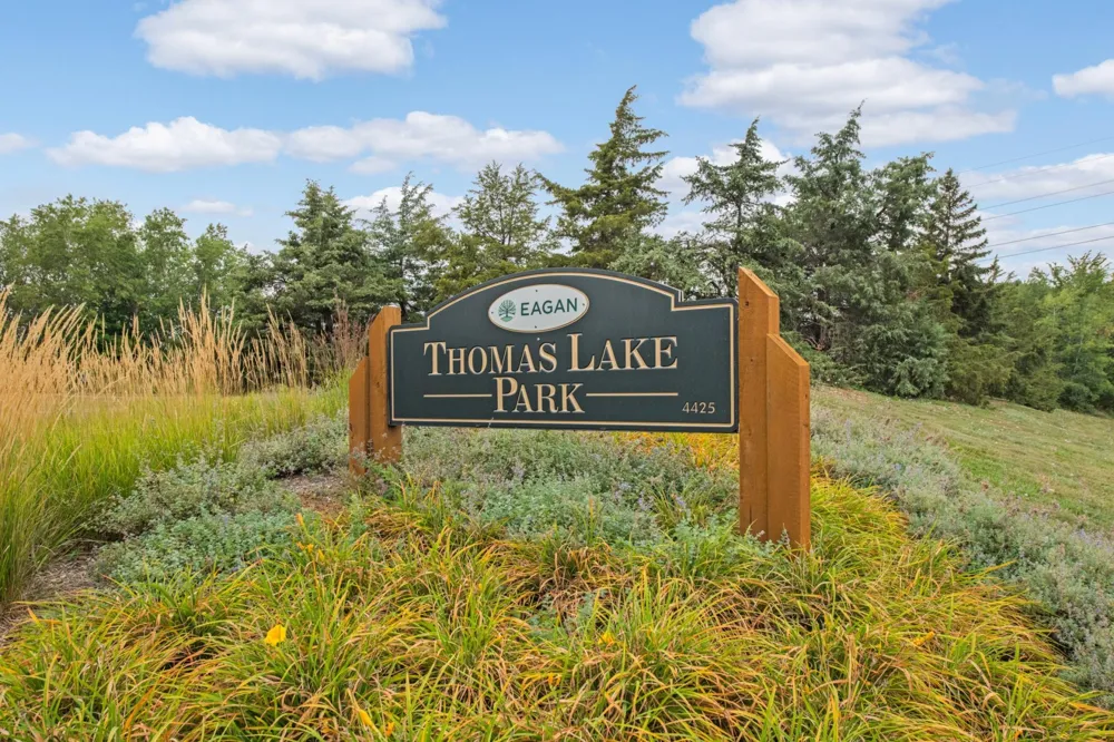 1655 Mallard Drive Eagan, MN 55122