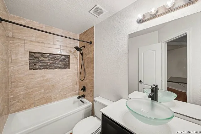 24807 CATALAN CLF San Antonio, TX 78261